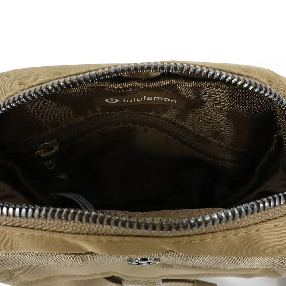 Lululemon Women's Wunderlust Crossbody Bag 2L Artifact Brown OS